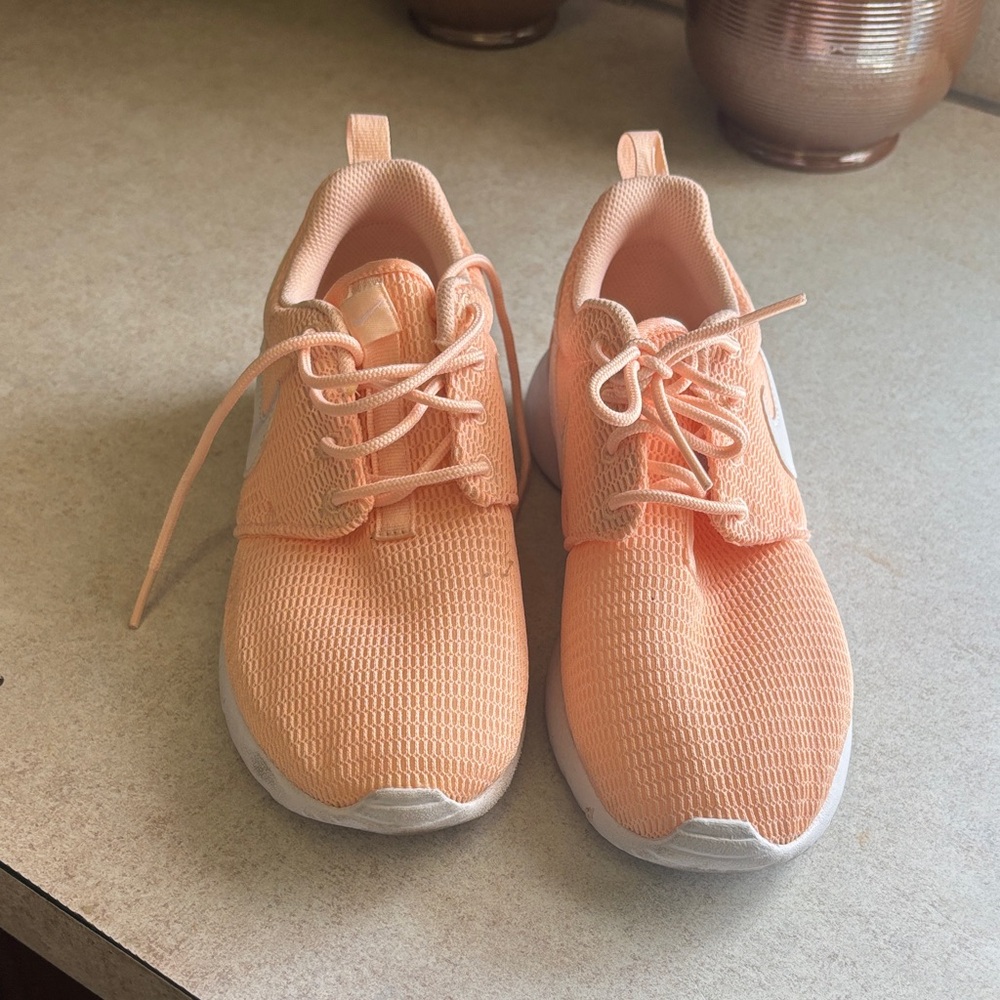 Nike Peach Athletic Shoes